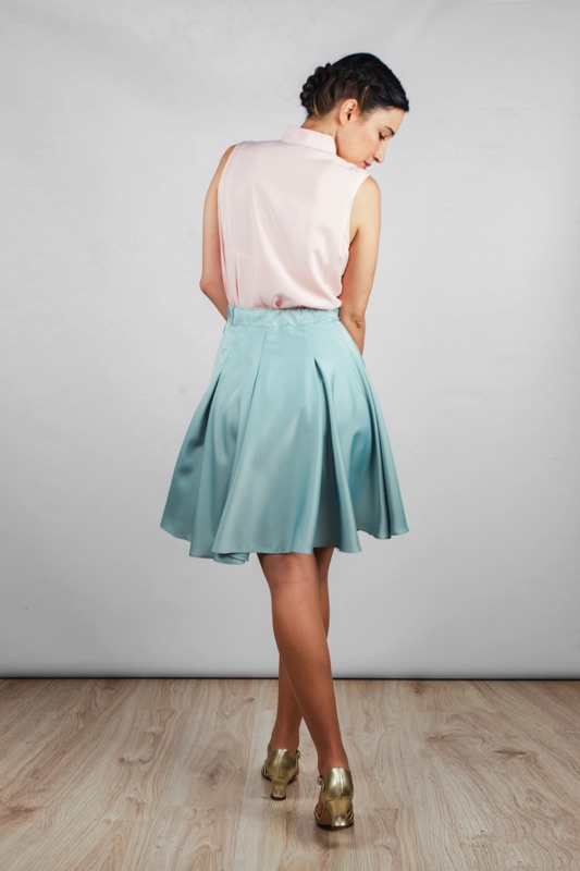 0002 SKIRT SUNFLOWER REAR PLEATS SATIN GLORIOSA BLOUSE garbellfotoGrafia MR Colette Web 39 Resized