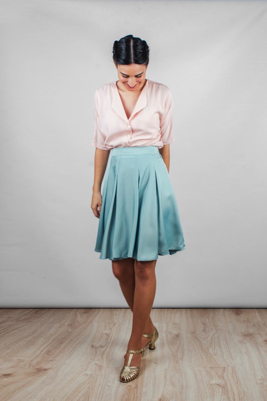 0004 SKIRT SUNFLOWER SATIN ROSE BLOUSE garbellfotoGrafia MR Colette Web 41 Resized